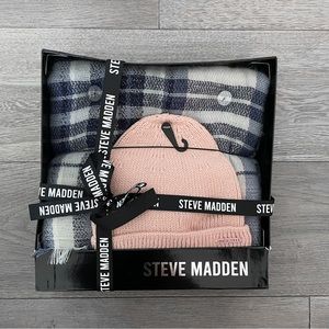 Steve Madden Hat & Scarf